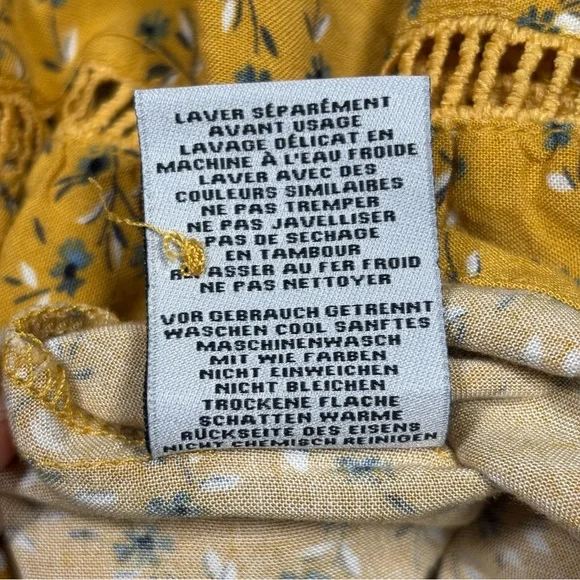 Sunday Mi Amor Floral Sun Dress Women's X-Small Yellow Floral Print Spring - Picture 4 of 11